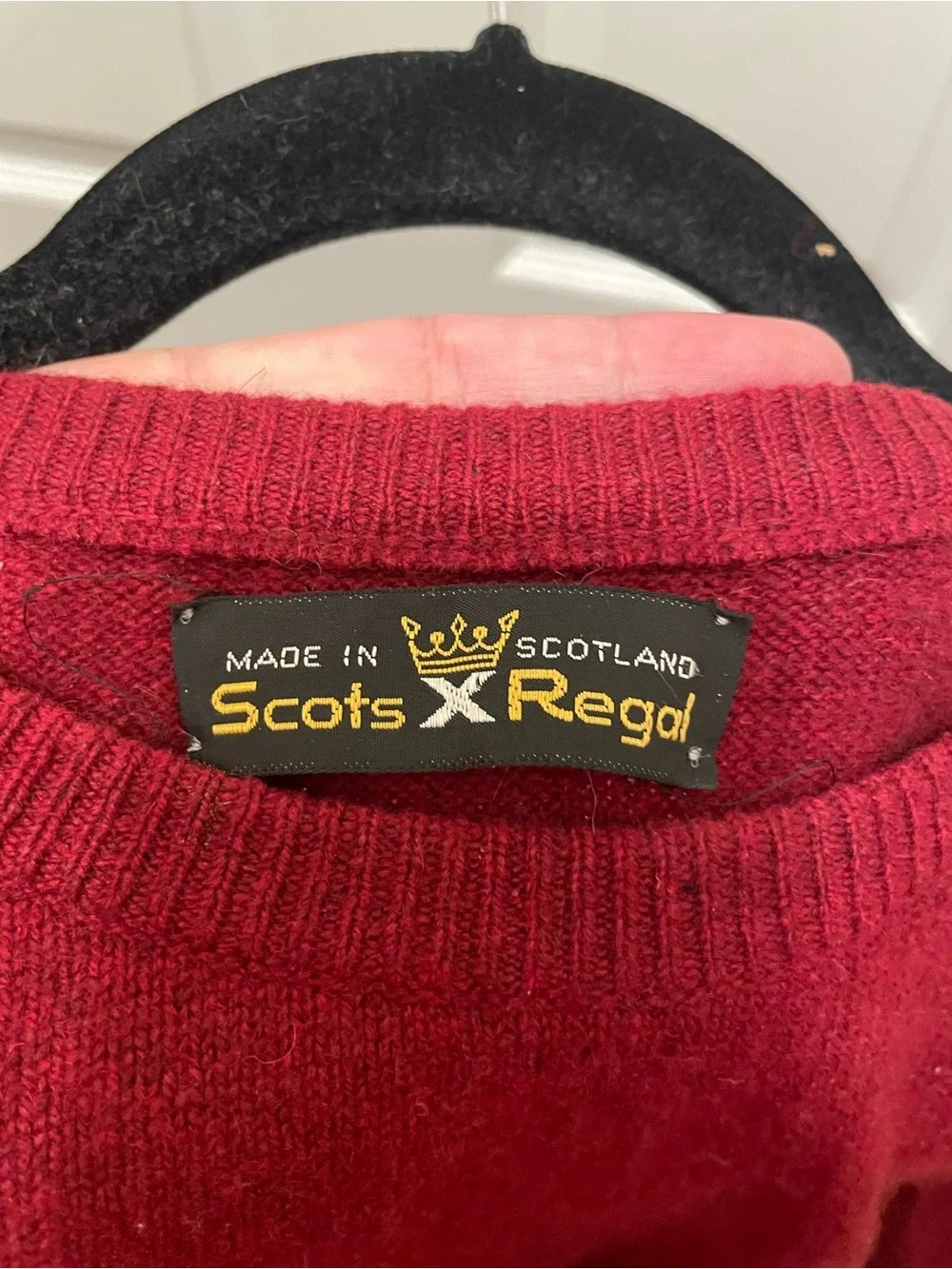 Scot’s Regal men’s vintage deep red cashmere sweater size M Scotland